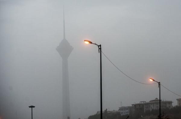 تهران قبل از ظهر به شرایط بنفش رسید